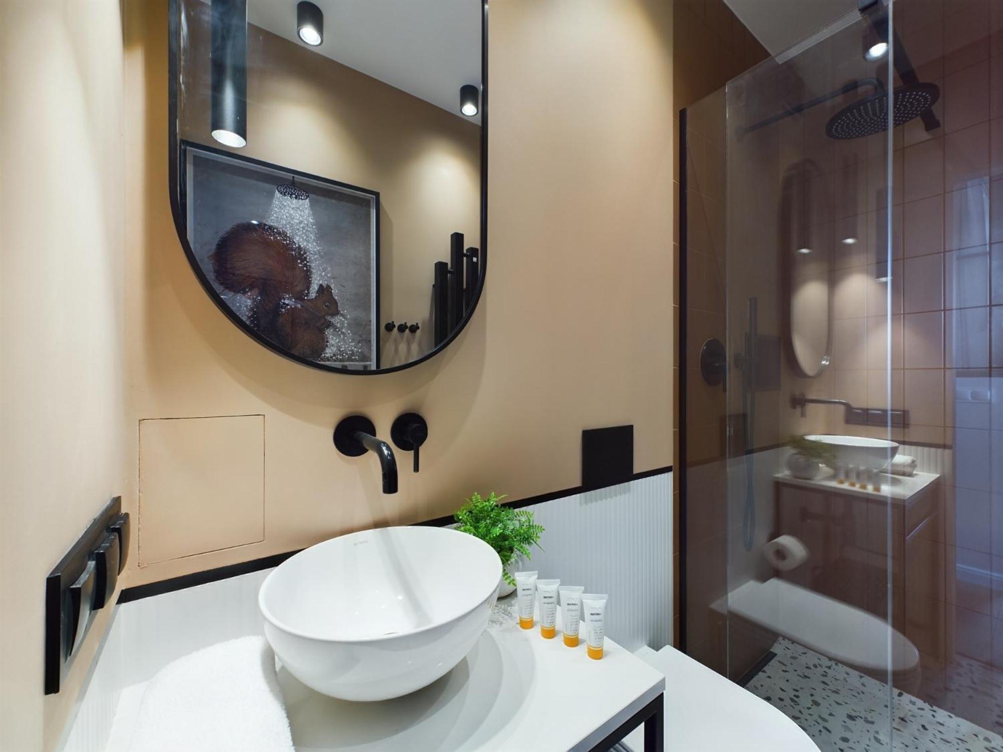 City Center Apartments Hoza By Noclegi Renters Warschau Exterior foto